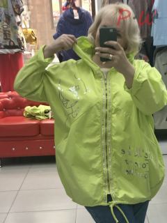 29402 Ветровка Moda р.50-54 (девушка)