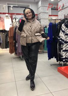 A439 Куртка BARBARA р.48-54 черный трикотажный рукав