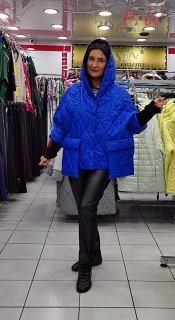 A439 Куртка BARBARA р.48-54 черный трикотажный рукав